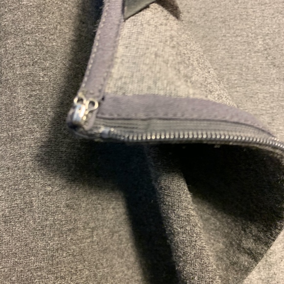 Ann Taylor Business Blouse - Picture 4 of 7